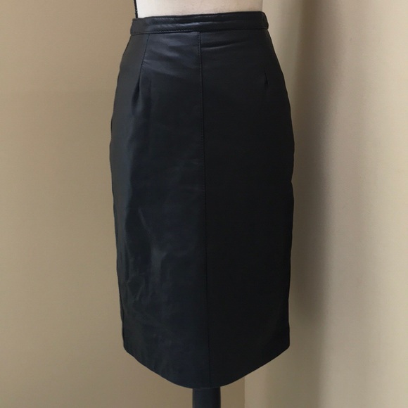 The Olde Hide House Dresses & Skirts - Vintage The Olde Hide House Acton Leather Skirt